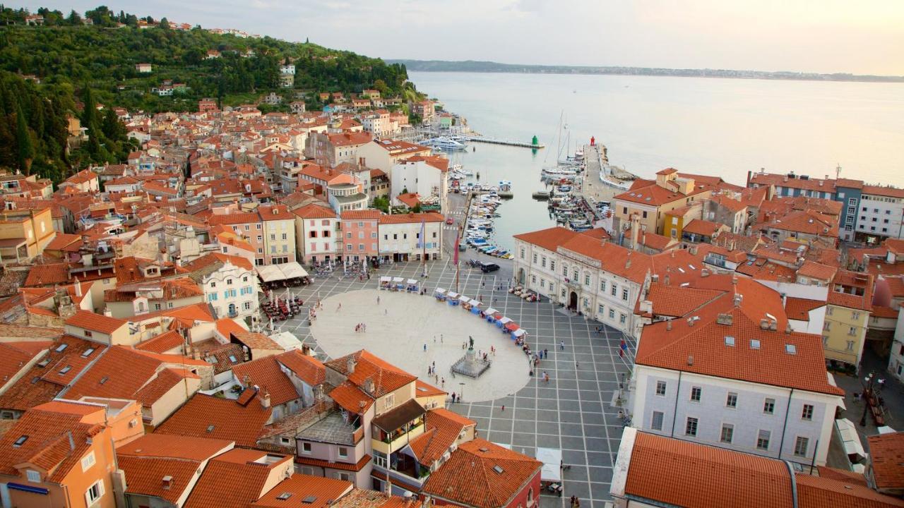 Apartment With Seaview And Garden For 6 Portorož Dış mekan fotoğraf