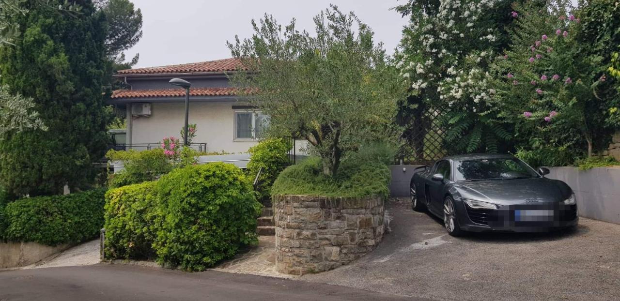 Apartment With Seaview And Garden For 6 Portorož Dış mekan fotoğraf