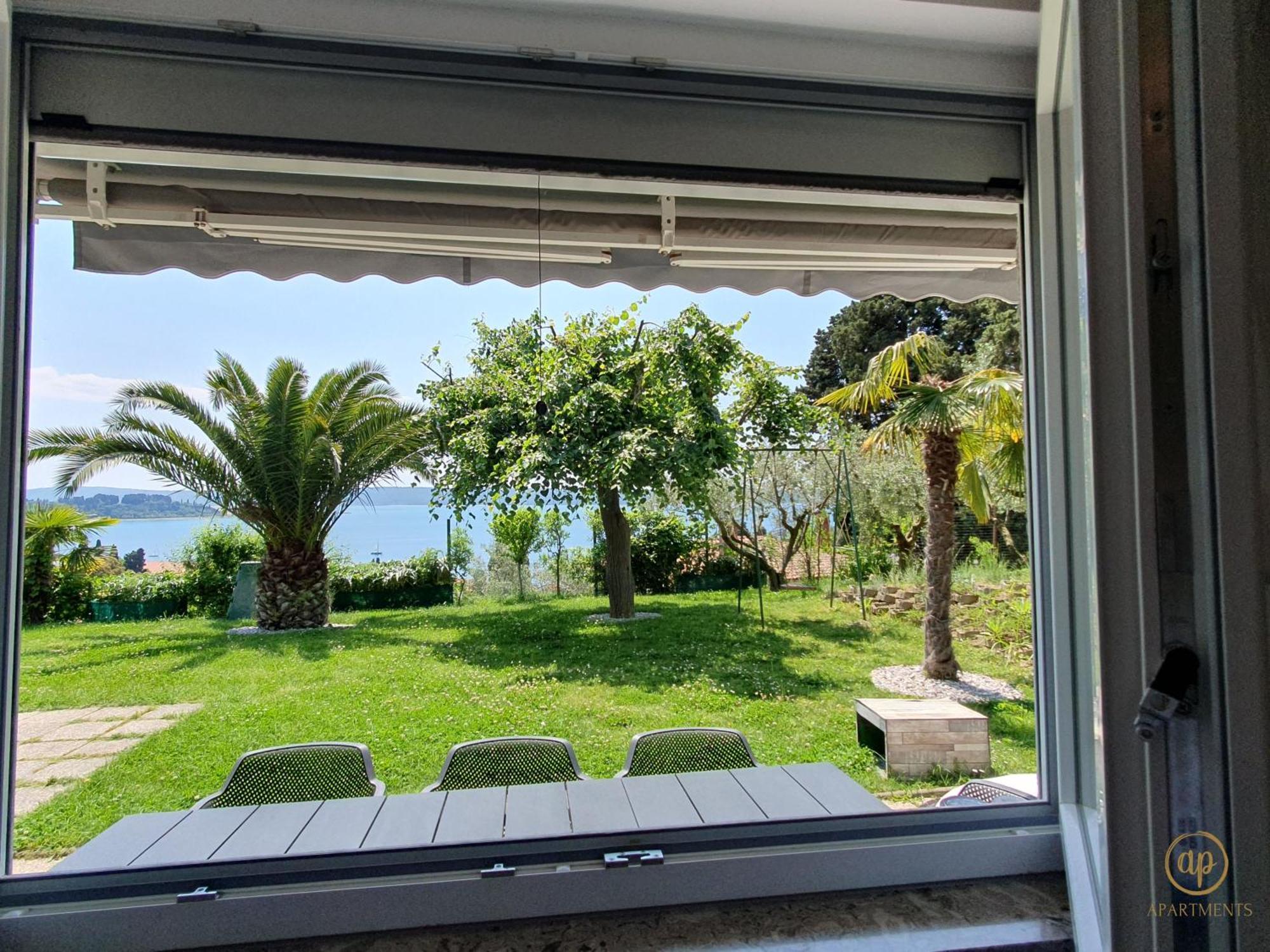 Apartment With Seaview And Garden For 6 Portorož Dış mekan fotoğraf