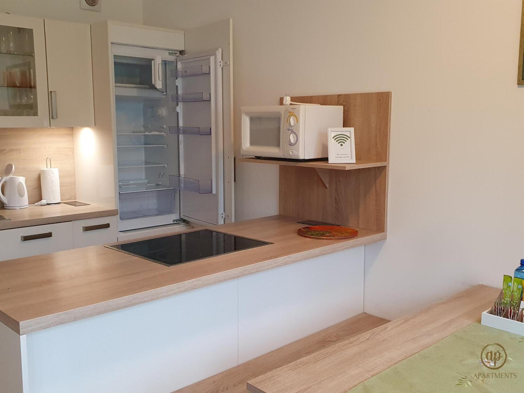 Apartment With Seaview And Garden For 6 Portorož Dış mekan fotoğraf